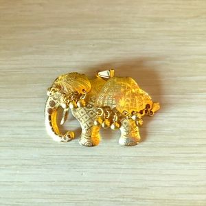 Vintage Elephant pin